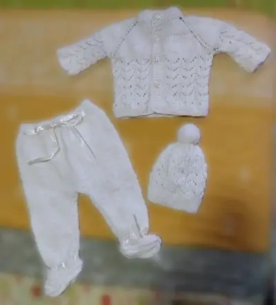 Conjunto de Lana para bebé tejido a mano - miniatura 1
