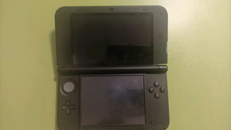 Consola Nintendo 3DS XL azul en buen estado - 2