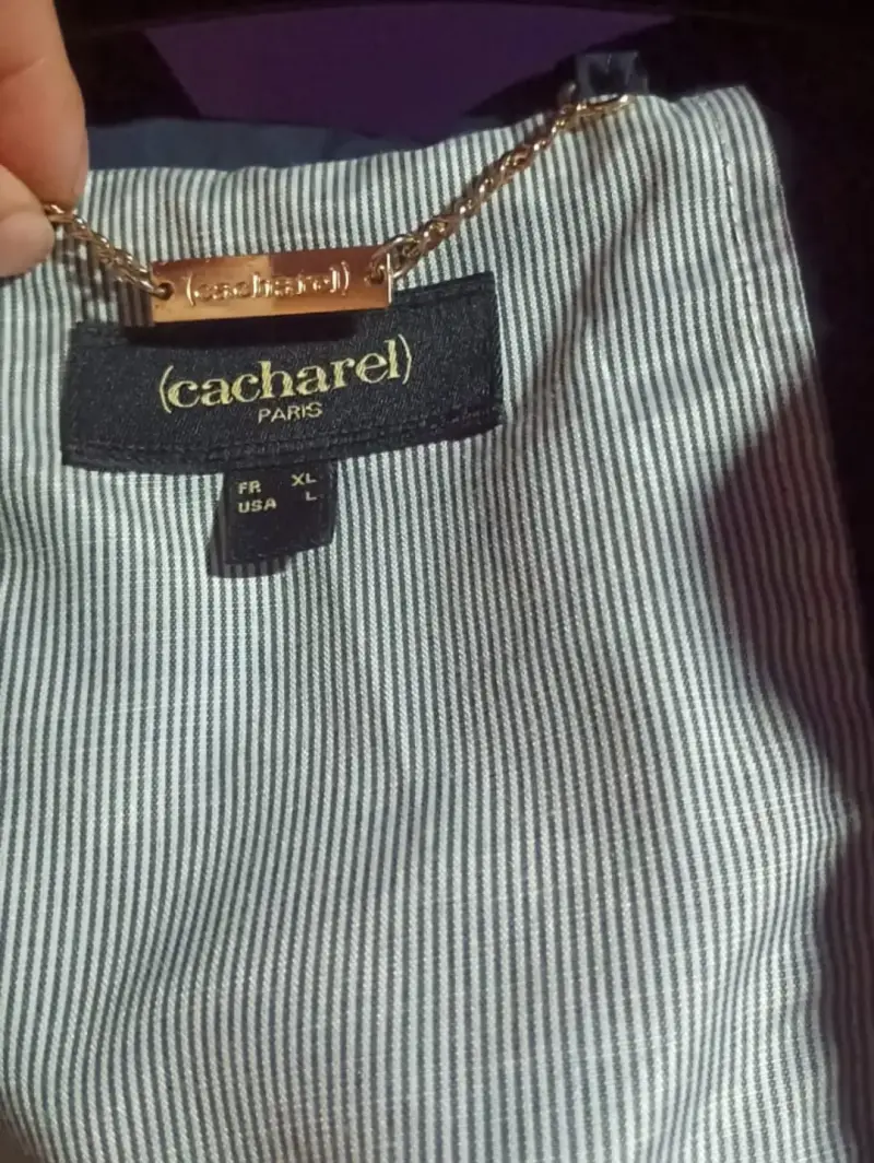 cortavientos azul con capucha Cacharel para mujer - 2