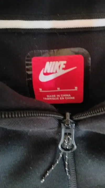 Polerón Nike tech - miniatura 2