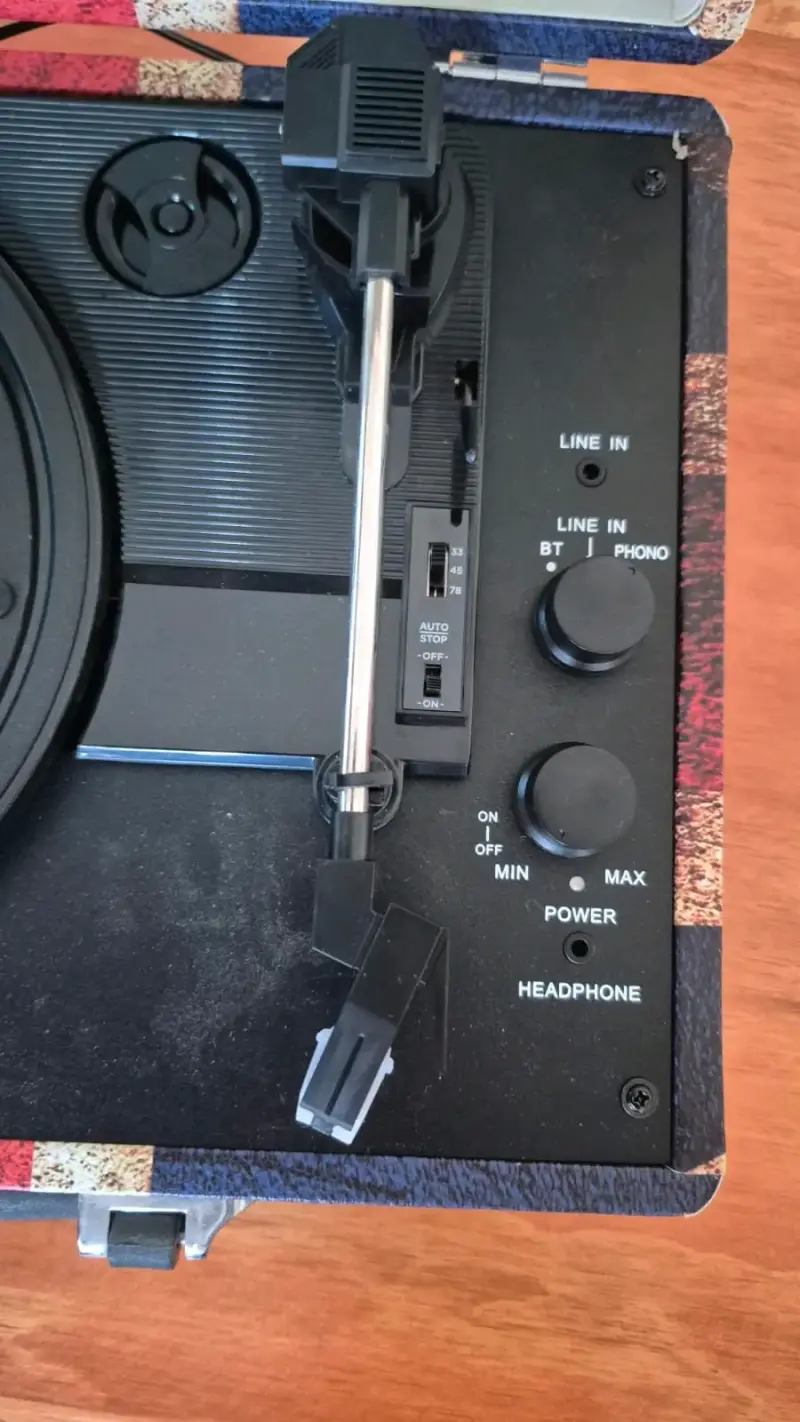 Tocadiscos vintage portátil con Bluetooth - 3