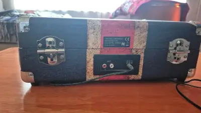 Tocadiscos vintage portátil con Bluetooth - miniatura 4