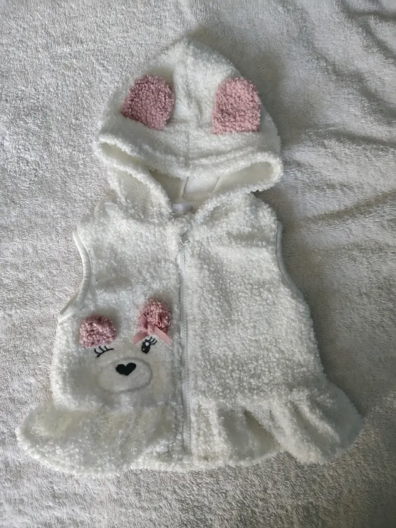 Conjunto de bebé con chaleco de osito y pantalones rosados - 4