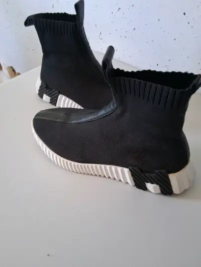 Botines de punto negros estilo casual - miniatura 3