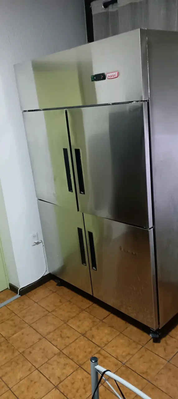 Refrigerador industrial de acero inoxidable Magas - 2