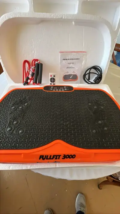 Plataforma Vibratoria FullFit 3000 BodyTrainer - miniatura 1