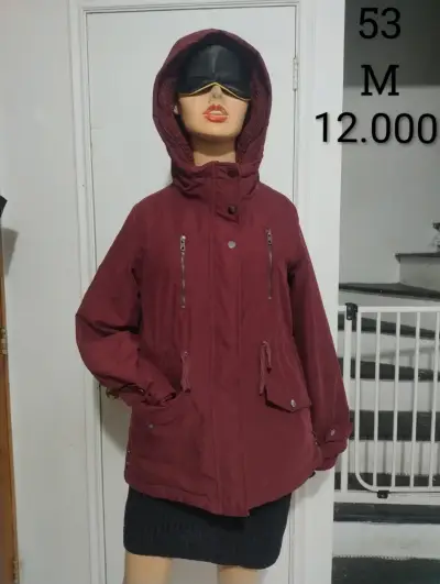Parka de Mujer Burdeo con Capucha - miniatura 1