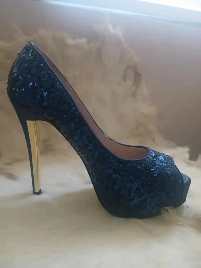 Tacones de fiesta azul con lentejuelas - 2