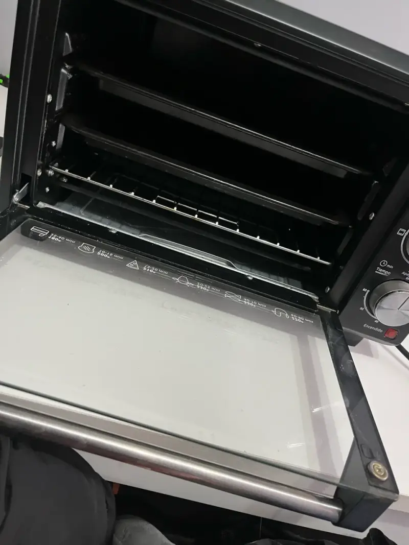 Horno Eléctrico Oster con Temporizador - 3
