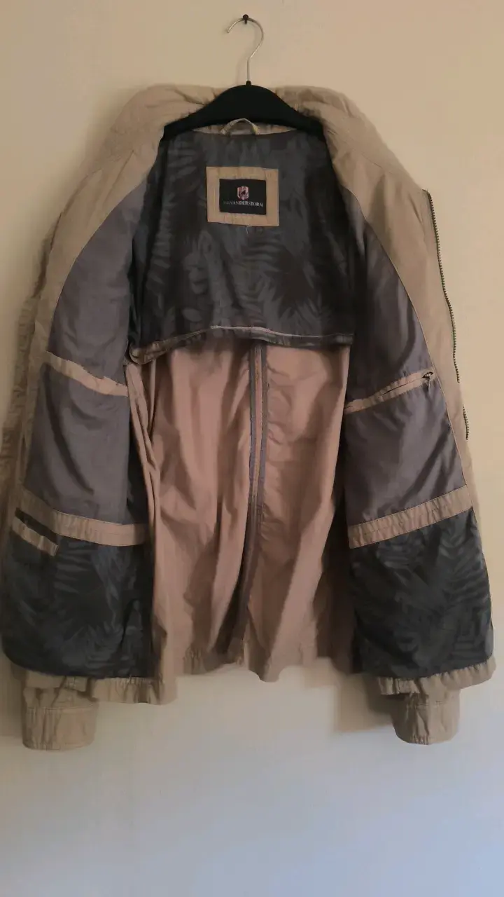 Chaqueta beige Jan Vanderstorm con bolsillos - 3