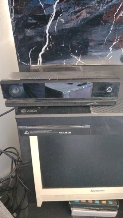 Consola Xbox One con control incluido - miniatura 2