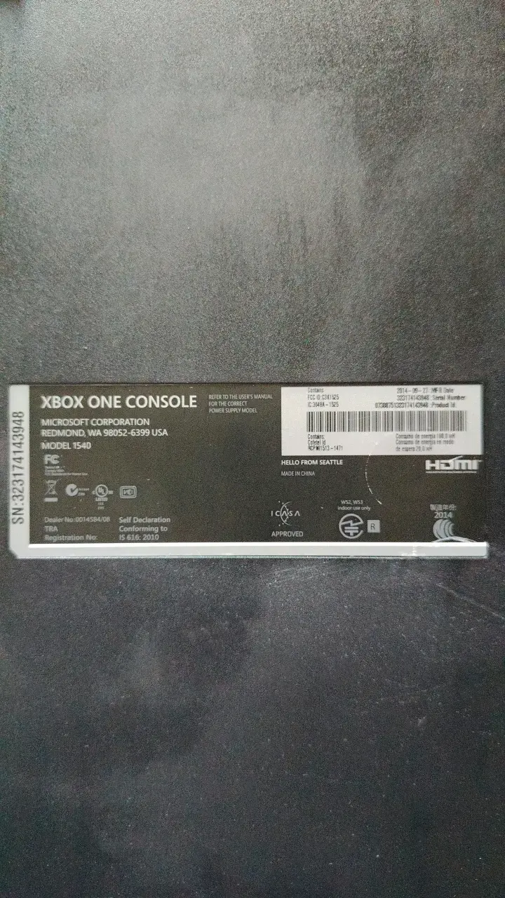 Consola Xbox One con control incluido - 3