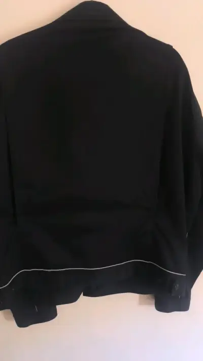 Chaqueta negra Engelbert Strauss con detalles reflectantes - miniatura 3