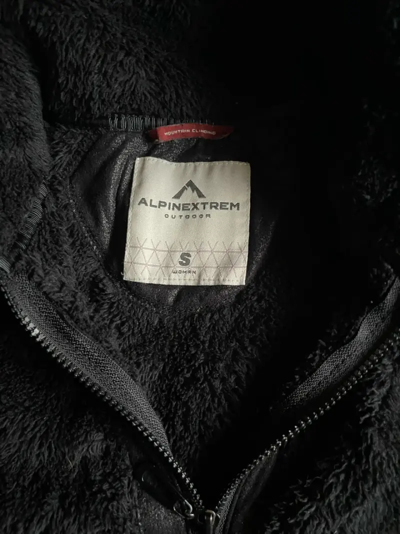 Chaqueta de polar negra con capucha Alpinetrem - 3