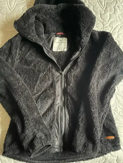 Chaqueta de polar negra con capucha Alpinetrem - miniatura 4