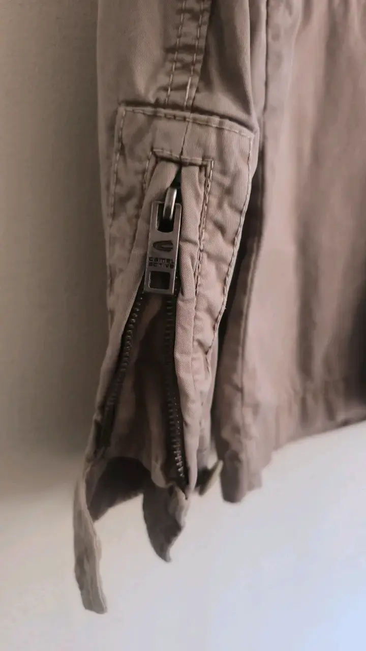 Chaqueta Camel Active beige con bolsillos - 5