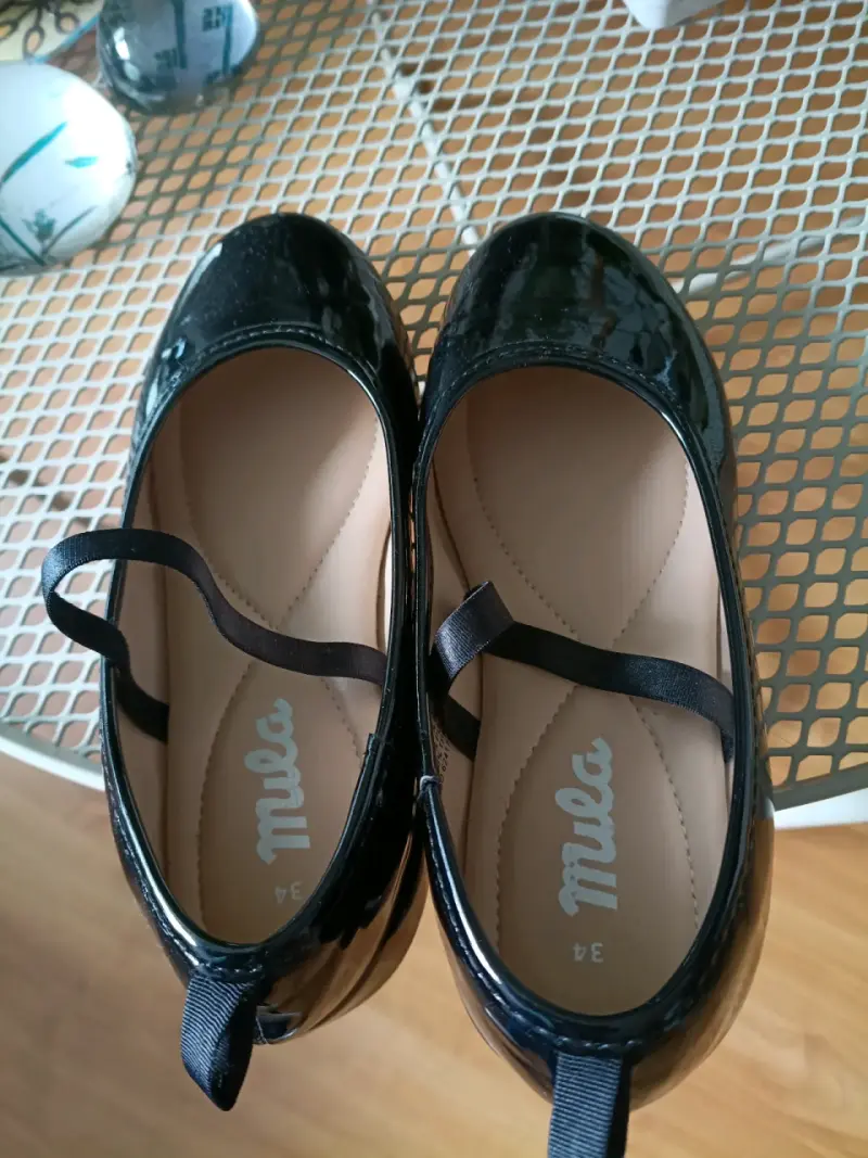 Zapatos de charol negros para niña talla 34 - 2