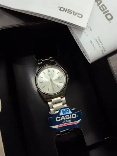 Reloj Casio Quartz Plateado - miniatura 2