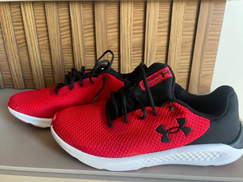 Zapatillas deportivas rojas Under Armour - 2