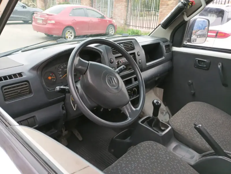 Camioneta de trabajo 2007 con motor 1.6 - 3