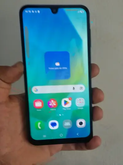 Smartphone Samsung Galaxy A16 5G en buen estado - miniatura 1