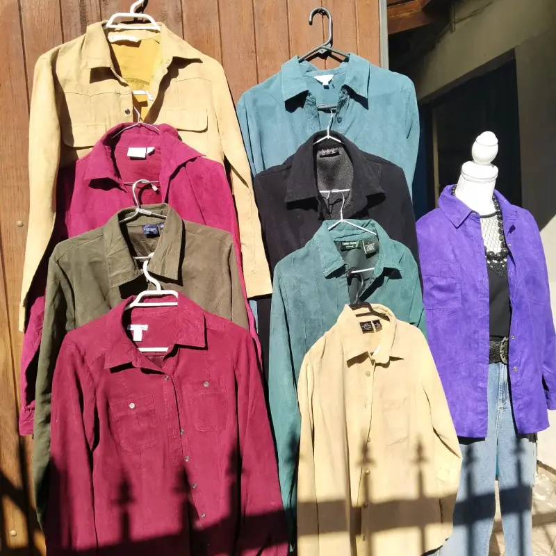 Camisas de gamuza en varios colores para mujer - 1