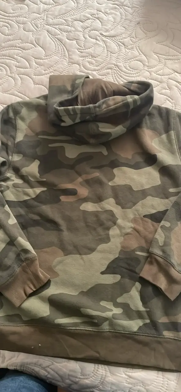 Polerón camuflado con capucha GAP para adolecentes - 4