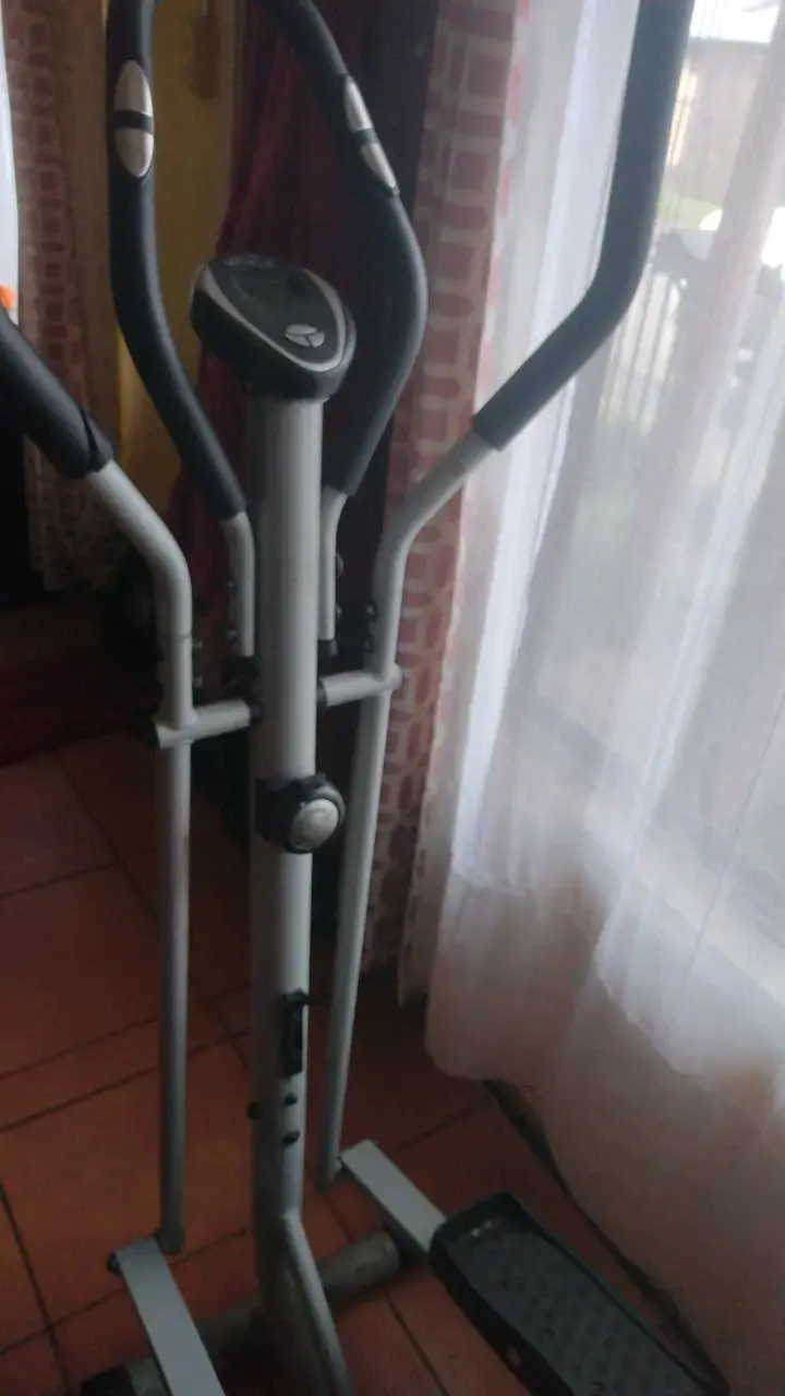 Máquina elíptica para ejercicio en casa - 2