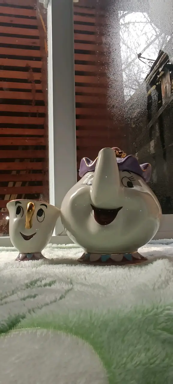 Juego de tetera y taza de cerámica estilo Disney - 4