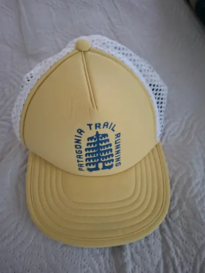 Gorra Patagonia Trail Running Amarilla - miniatura 1