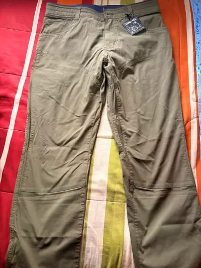 Pantalon Kuhl Free Radikl Tapered Verde Talla 32 - miniatura 3