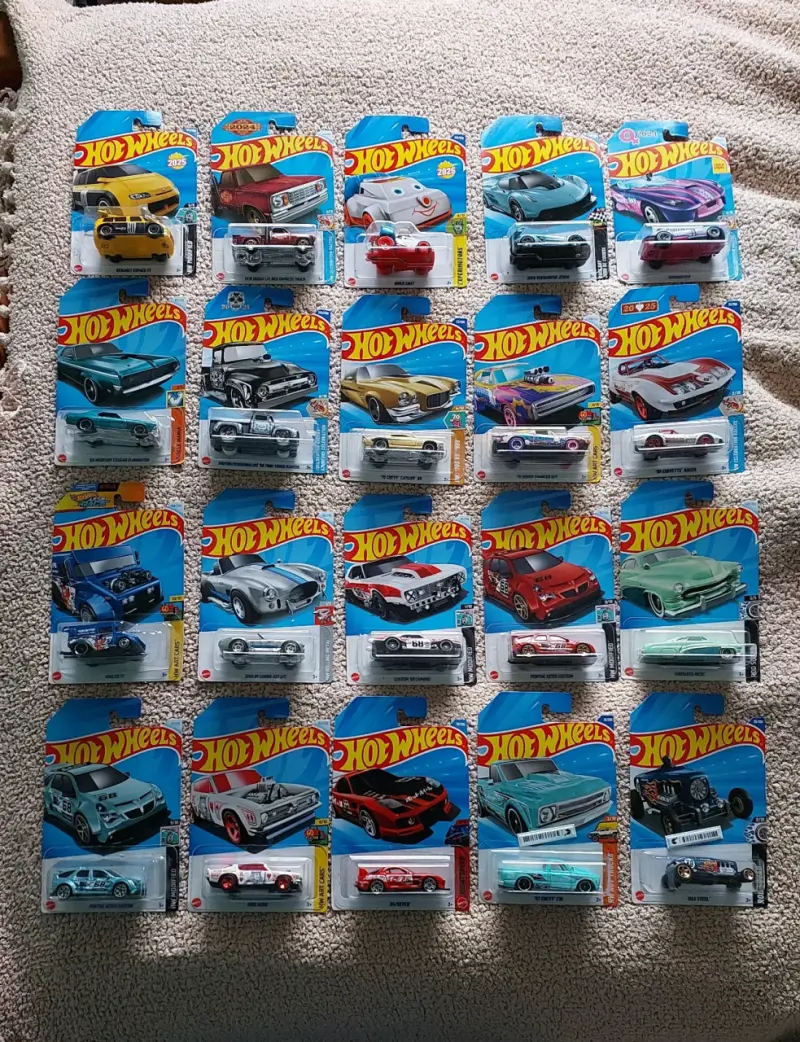 Colección de autos Hot Wheels Matchbox Majorette