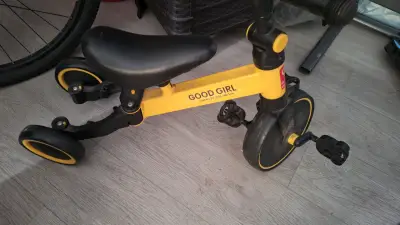 Triciclo infantil amarillo Good Girl - miniatura 1
