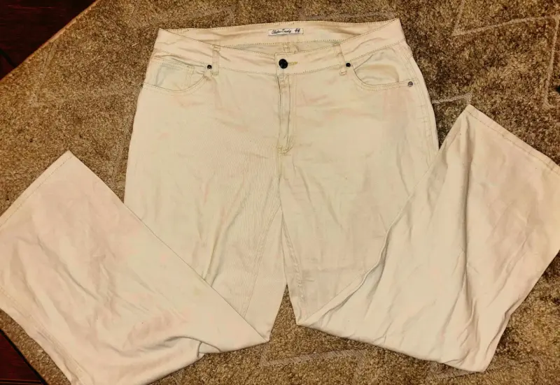 Pantalones de mezclilla beige talla 44