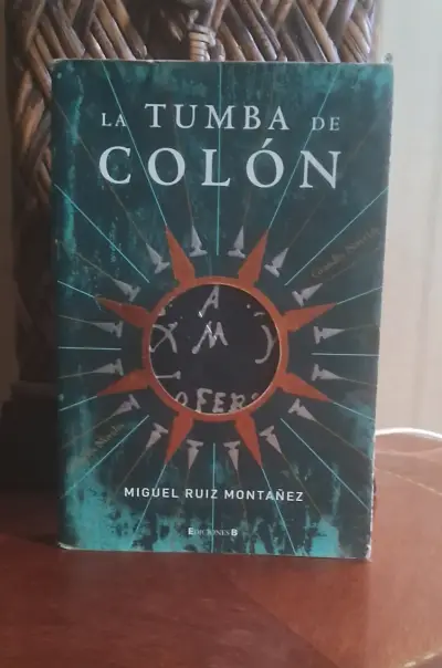 Libro La Tumba de Colón de Miguel Ruiz Montañez - miniatura 1