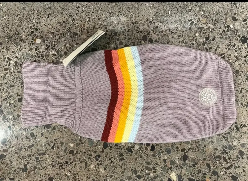 Abrigo para perro rojo y morado con diseño a rayas - 3