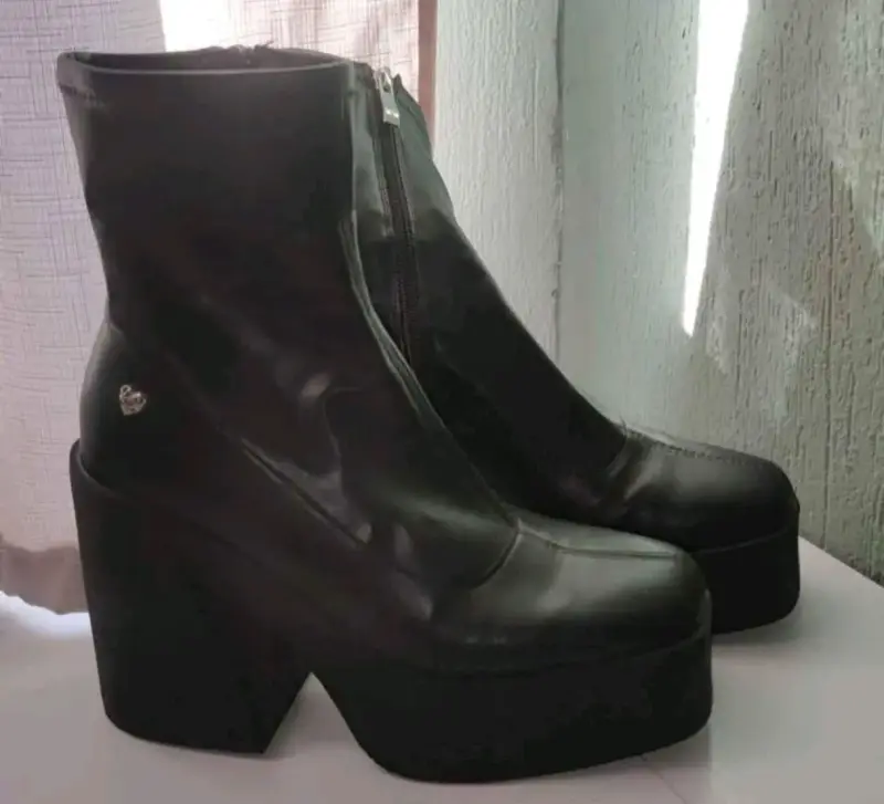Botines de cuero negro con plataforma - 2