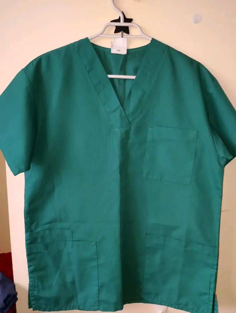Uniformes clínicos - 5