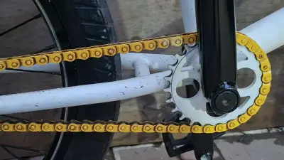 Bicicleta BMX con buje Trébol CNC Sealed - miniatura 4