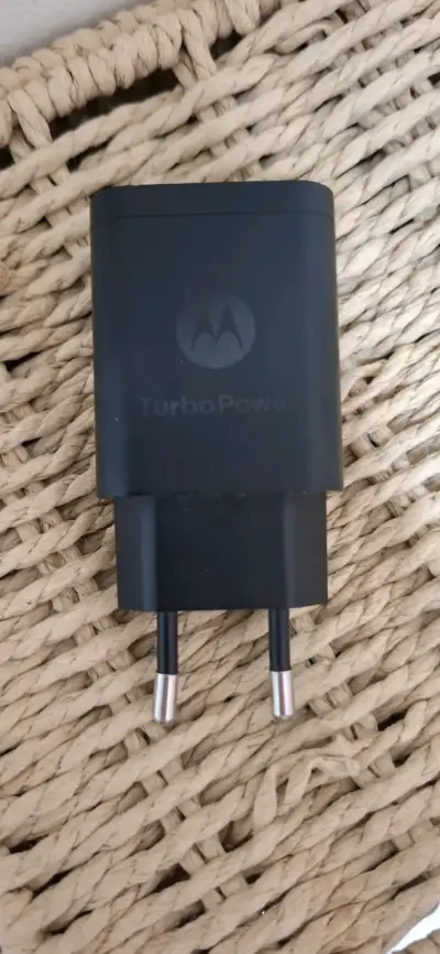 Cargador TurboPower Motorola USB - miniatura 1