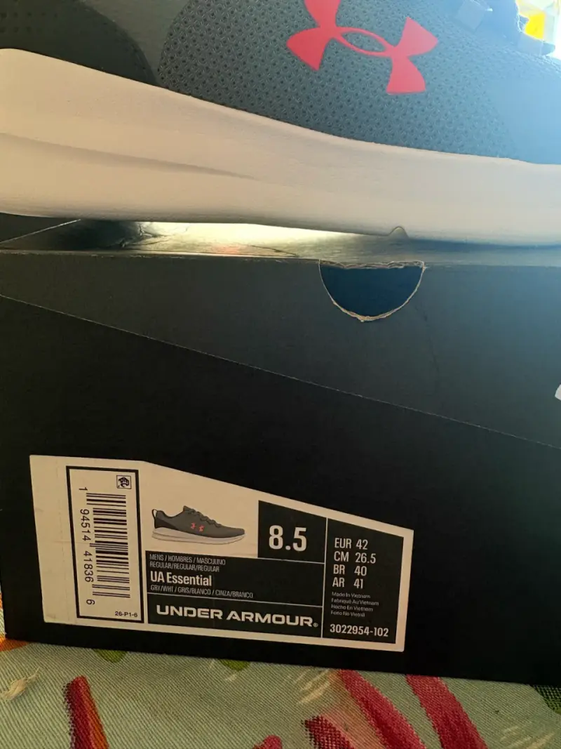 Zapatillas deportivas Under Armour UA Essential gris - 2