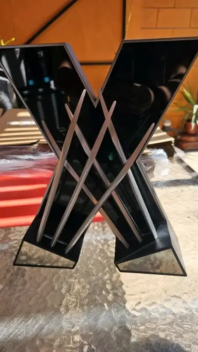 Garras de Wolverine - miniatura 1