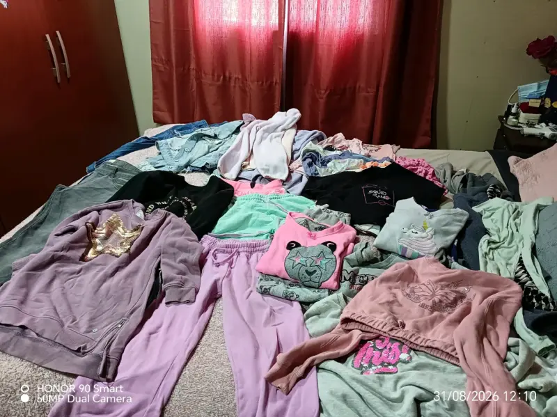 Lote de ropa infantil variada en buen estado - 2