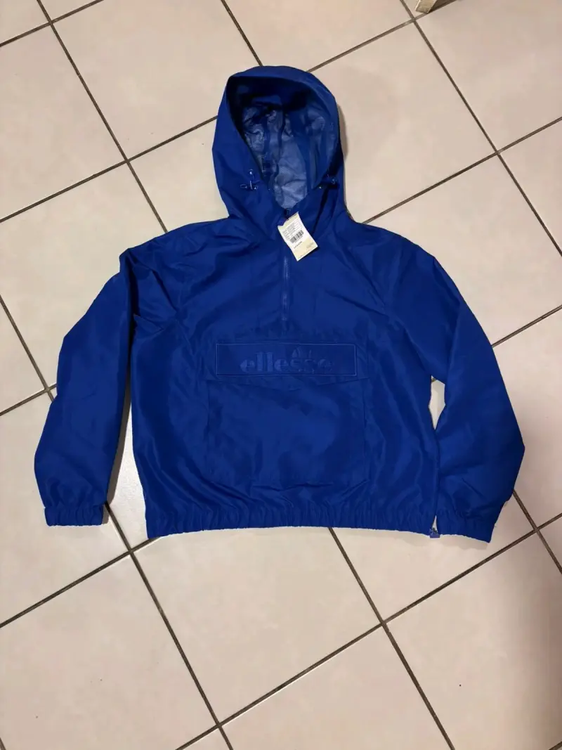 Cortaviento azul con capucha Ellesse