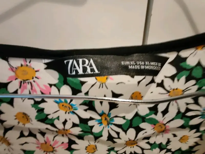 Blusa floral de manga larga Zara - 2