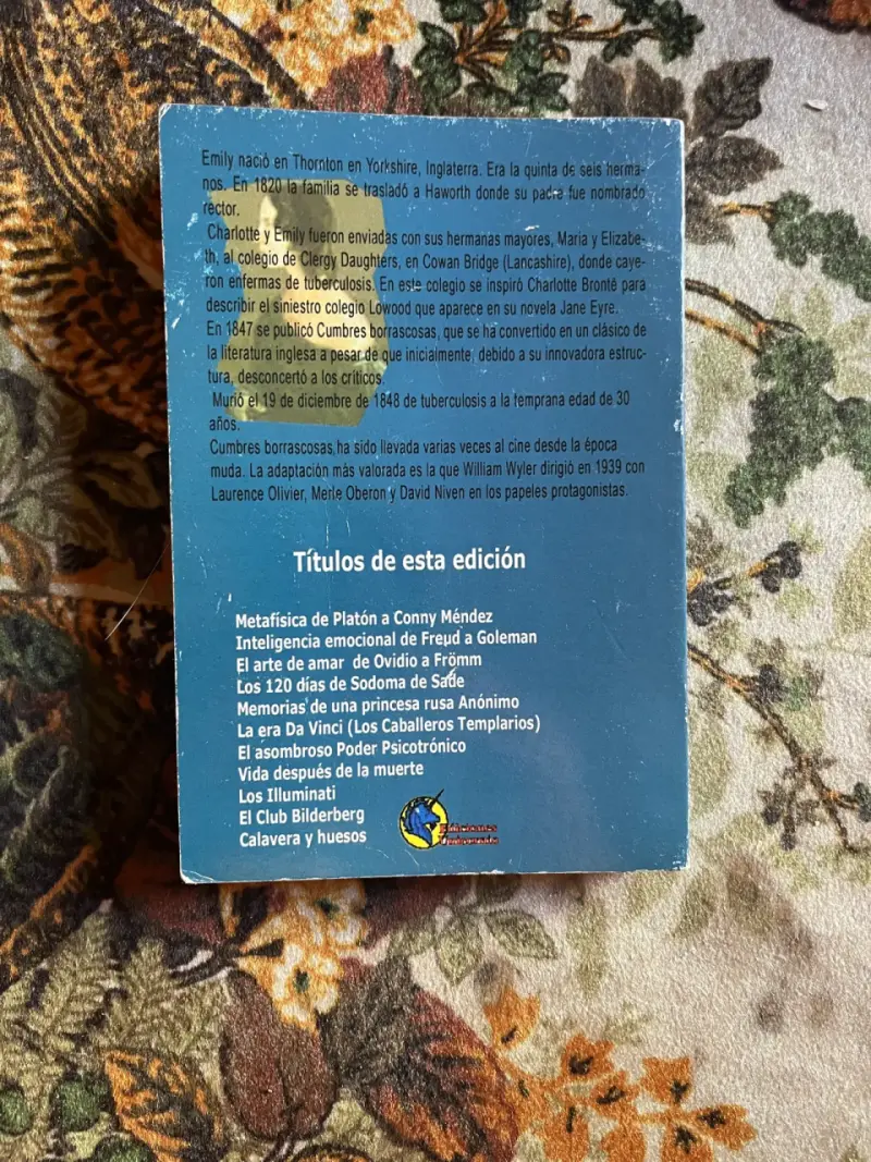 Libro 'Cumbres Borrascosas' de Emily Brontë - 3