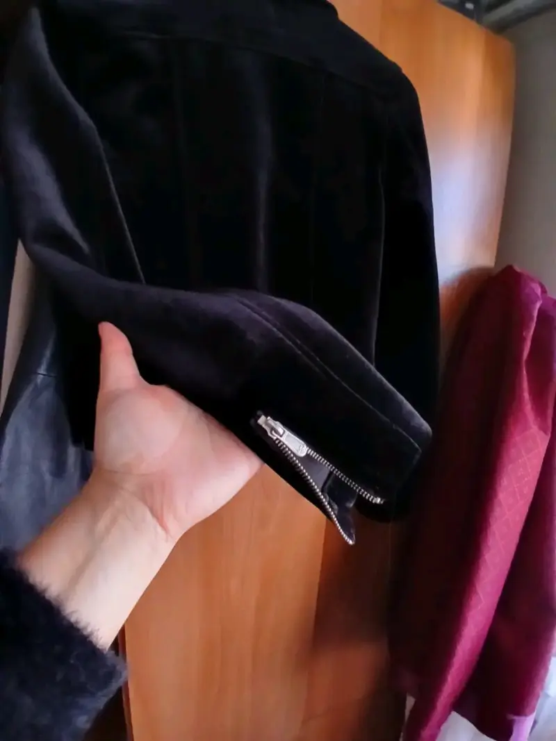 Chaqueta aterciopelada negra para mujer - 3