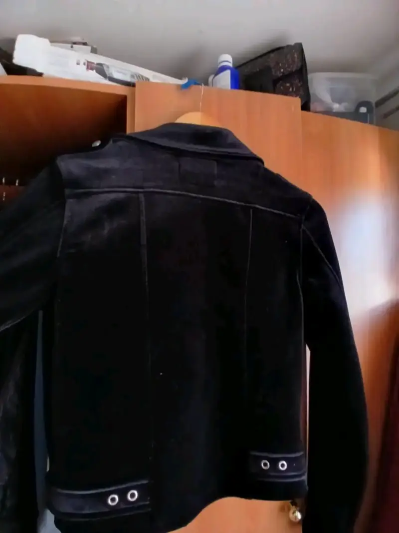 Chaqueta aterciopelada negra para mujer - 4