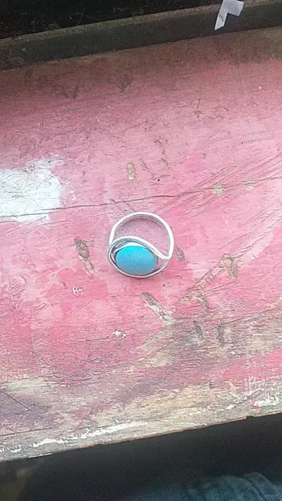 Anillo de plata con piedra turquesa - miniatura 1