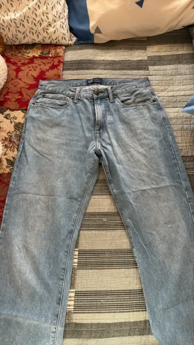Jeans de mezclilla azul claro GAP 32x30 - miniatura 1